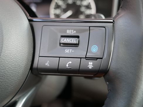 Certified 2023 Nissan Rogue SV w/ SV Premium B Package AWD/4WD image 29