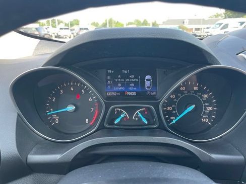 Used 2017 Ford Escape Titanium FWD image 31