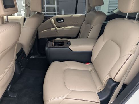 Used 2020 Nissan Armada Platinum w/ Captain's Chairs Package AWD/4WD image 33