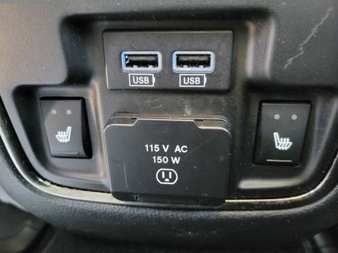 Used 2019 Dodge Durango GT image 16