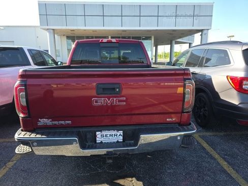Used 2018 GMC Sierra 1500 SLT w/ SLT Premium Package image 3