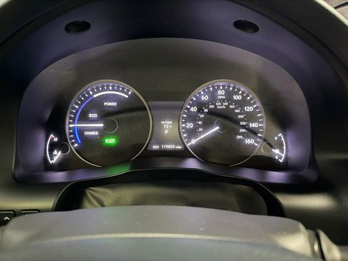 Used 2014 Lexus ES 300h w/ Luxury Package w/Bamboo Trim FWD image 14