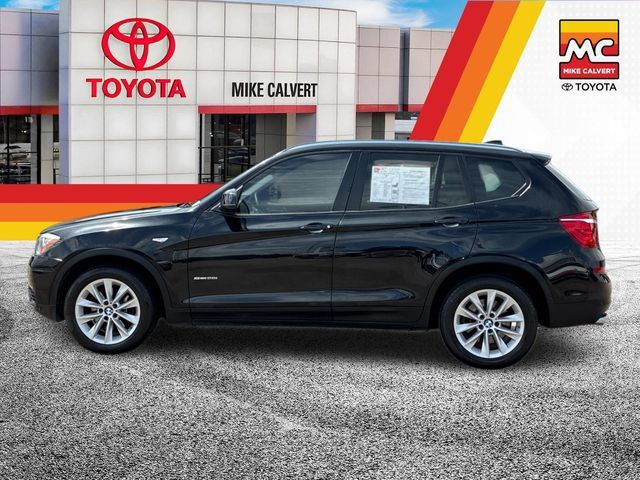 Used 2017 BMW X3 sDrive28i RWD image 2