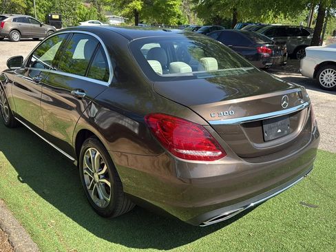 Used 2015 Mercedes-Benz C 300 4MATIC Sedan image 6