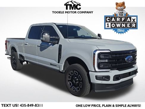 Used 2025 Ford F350 Platinum image 1