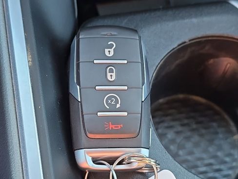 Used 2021 RAM 1500 Big Horn image 17