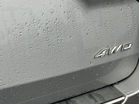 Used 2023 Ford Explorer Limited image 27