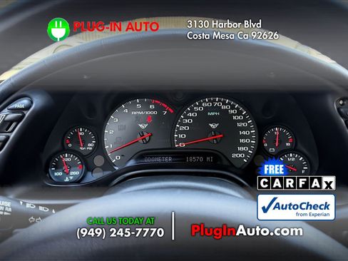 Used 2001 Chevrolet Corvette Coupe w/ Preferred Equipment Group2 RWD image 15