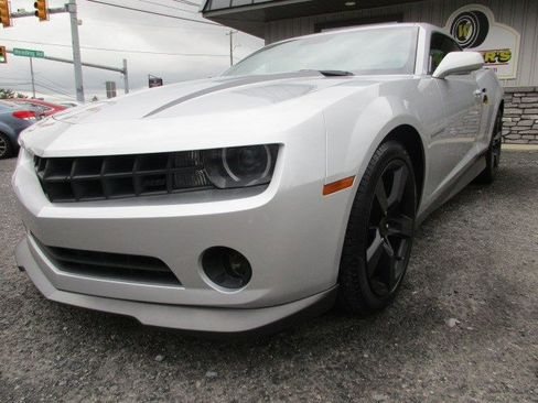 Used 2010 Chevrolet Camaro LT w/ LPO, Ground Effects Package RWD image 4