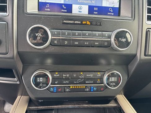 Used 2020 Ford Expedition Max Limited w/ Equipment Group 301A AWD/4WD image 17