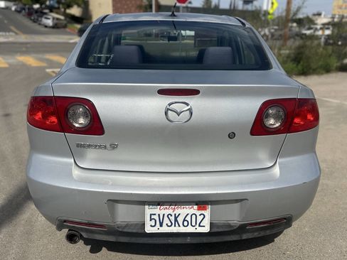 Used 2006 MAZDA MAZDA3 i Touring FWD image 7