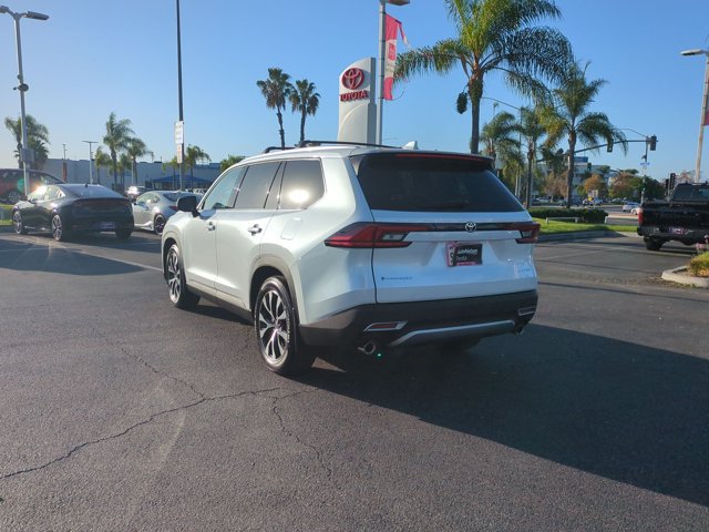 Used 2026 Toyota Grand Highlander AWD Hybrid image 8