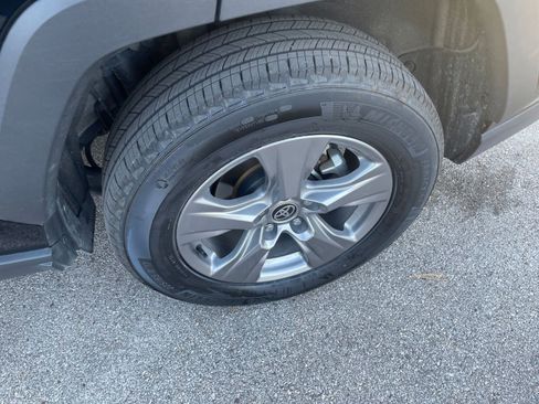 Used 2025 Toyota RAV4 LE image 28