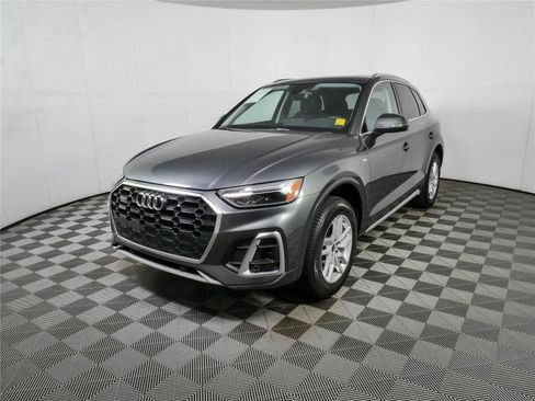 Used 2024 Audi Q5 2.0T Premium AWD/4WD image 22