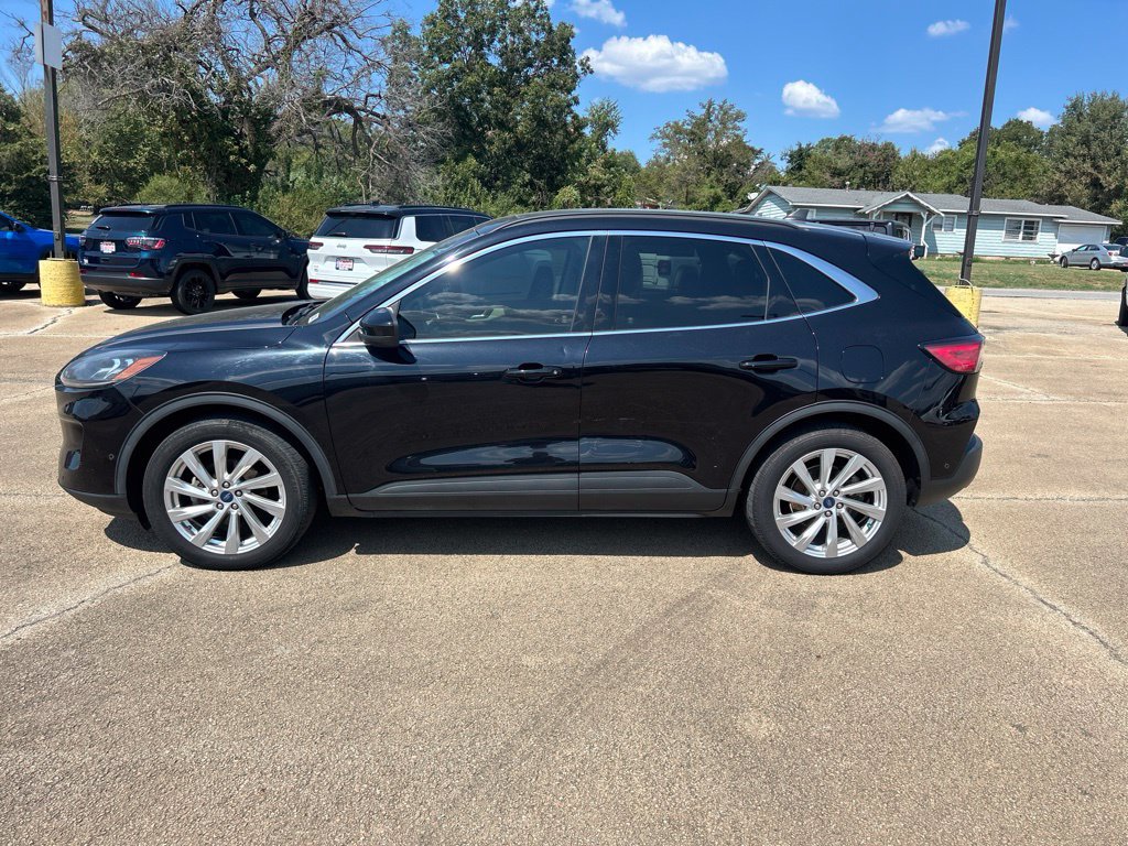 Used 2021 Ford Escape Titanium w/ Titanium Elite Package AWD/4WD image 2