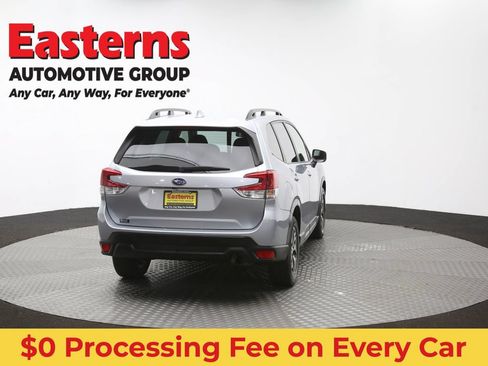 Used 2023 Subaru Forester Premium AWD/4WD image 42