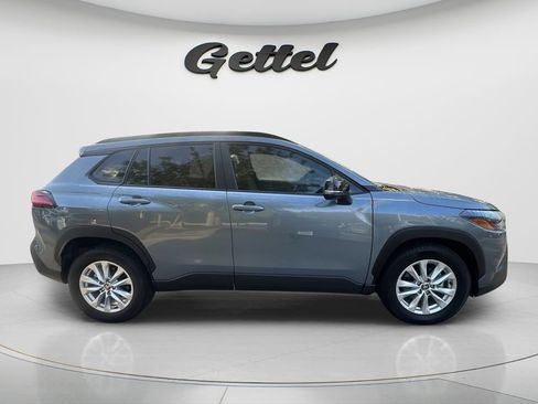 Certified 2026 Toyota Corolla Cross LE FWD image 4