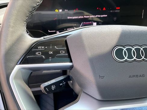 Certified 2025 Audi Q5 Premium w/ Convenience Package AWD/4WD image 15
