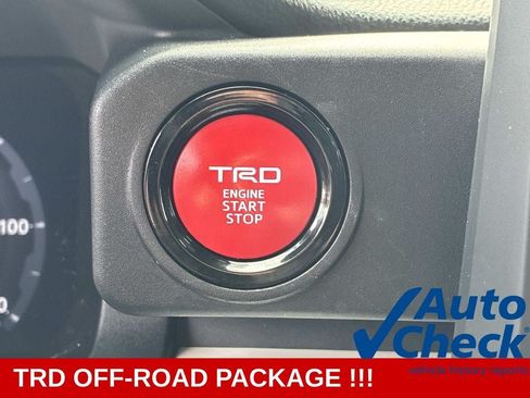 Used 2024 Toyota Tacoma TRD Off-Road AWD/4WD image 27