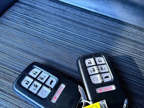 Used 2022 Honda Odyssey EX-L image 14