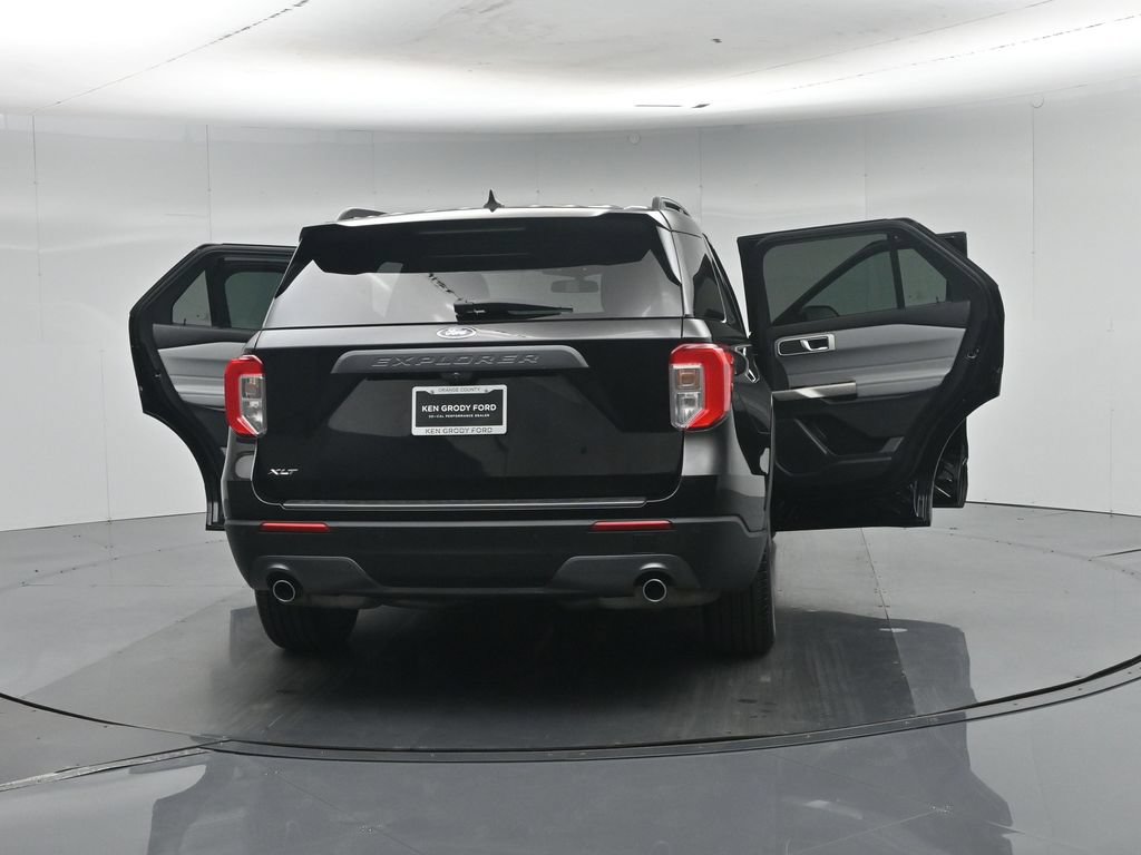 Certified 2023 Ford Explorer XLT w/ Equipment Group 202A RWD image 41