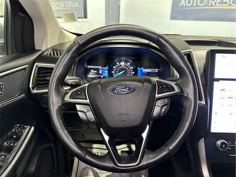 Used 2022 Ford Edge SEL image 32