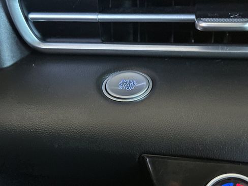 Certified 2023 Hyundai Elantra Blue FWD image 21