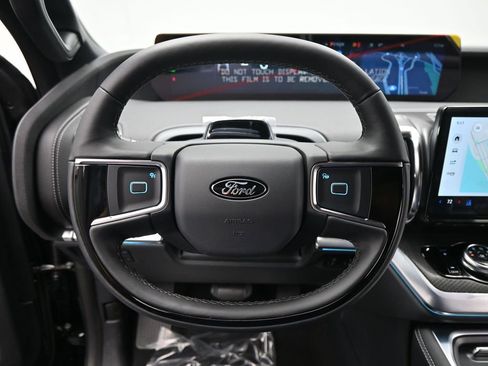 New 2025 Ford Expedition Max Platinum w/ Stealth Performance Package image 28