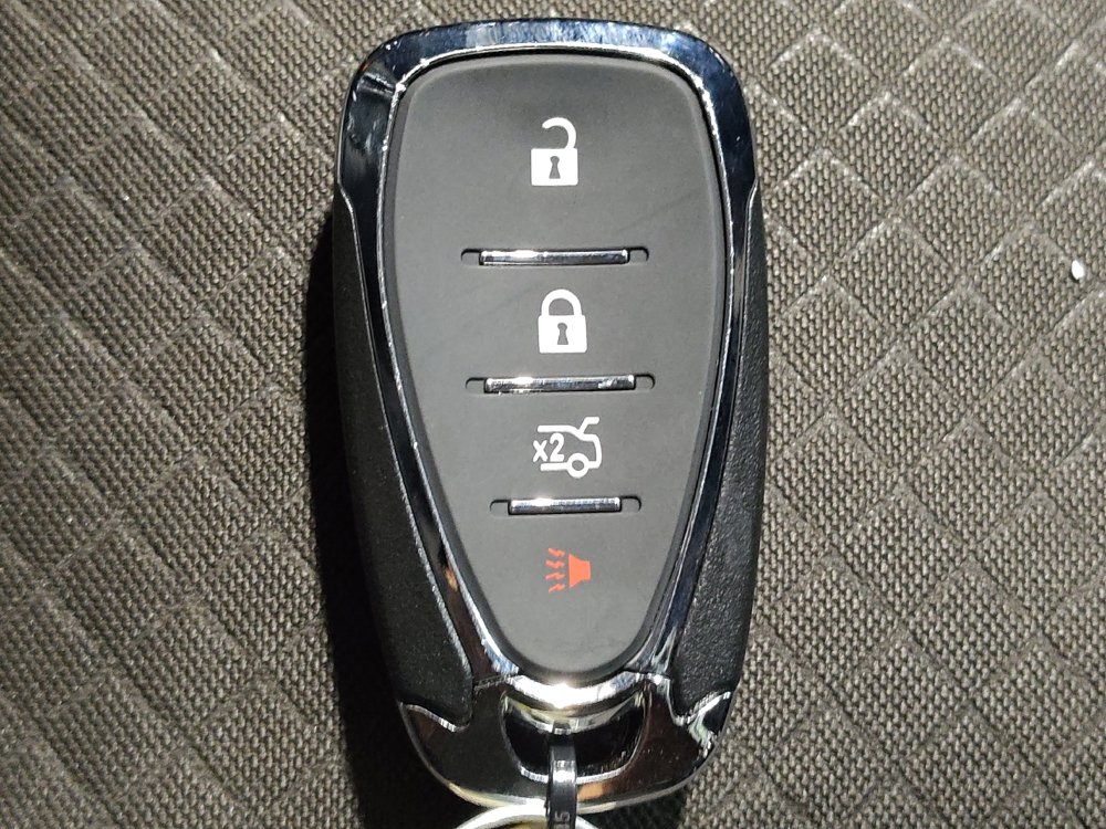 Used 2020 Buick Encore Preferred w/ Safety Package FWD image 32