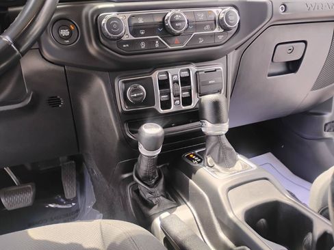 Used 2020 Jeep Wrangler Unlimited Sport S AWD/4WD image 77