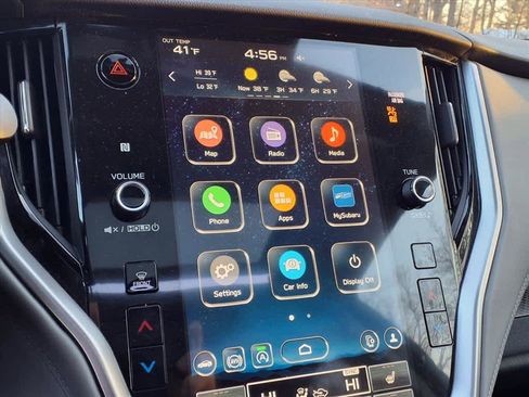 Used 2024 Subaru Outback Premium image 18