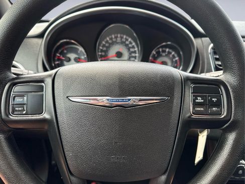 Used 2013 Chrysler 200 LX FWD image 25