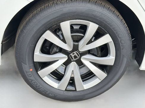 Used 2026 Honda Civic LX image 5