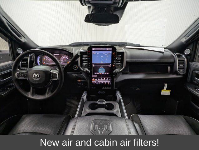 Used 2025 RAM 3500 Laramie AWD/4WD image 3