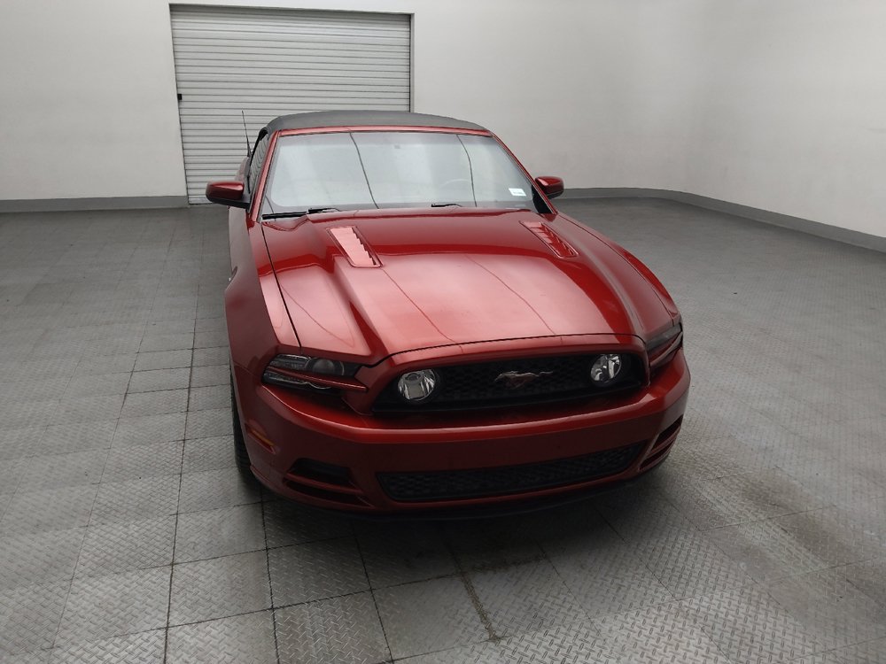 Used 2014 Ford Mustang GT RWD image 14