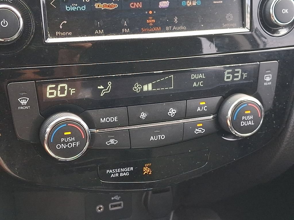 Used 2020 Nissan Rogue Sport SV AWD/4WD image 16