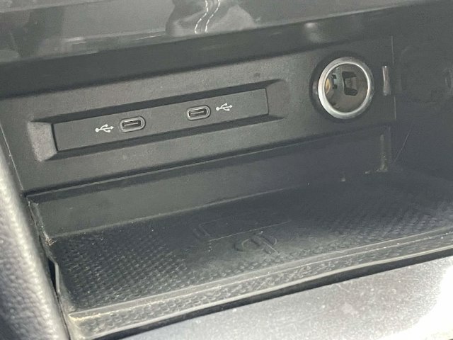 Certified 2023 Volkswagen Tiguan SE R-Line FWD image 29