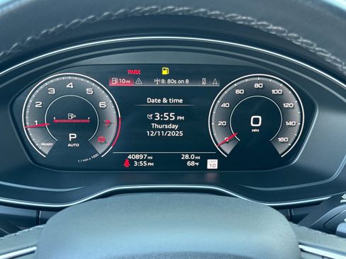 Used 2024 Audi Q5 2.0T Prestige w/ Prestige Package image 31