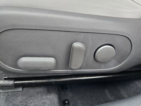 Used 2025 Hyundai Kona SEL image 21