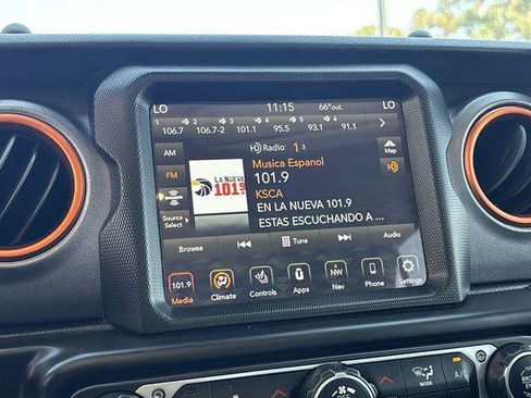 Certified 2021 Jeep Gladiator Mojave AWD/4WD image 24