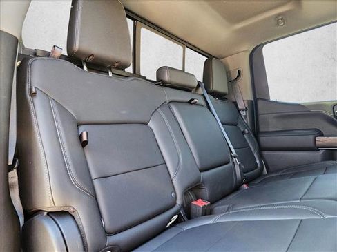 Used 2021 GMC Sierra 1500 SLT w/ SLT Premium Plus Package AWD/4WD image 19