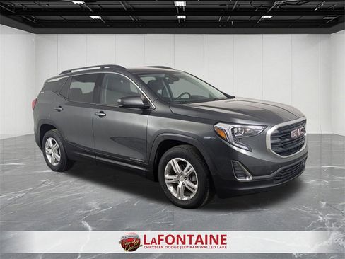 Used 2020 GMC Terrain SLE w/ Driver Convenience Package image 7