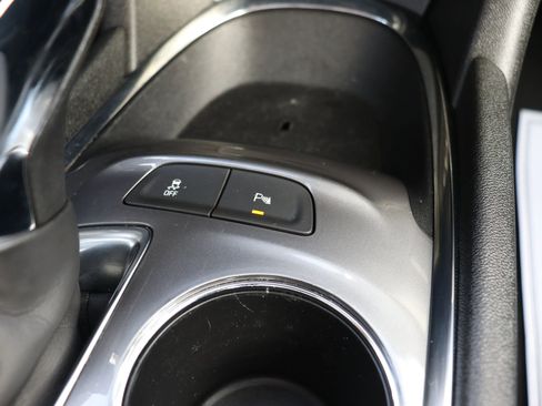 Used 2024 Chevrolet Malibu LT image 25