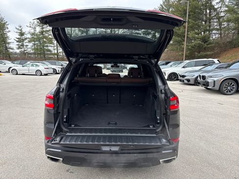 Used 2023 BMW X5 xDrive40i w/ Climate Comfort Package image 28