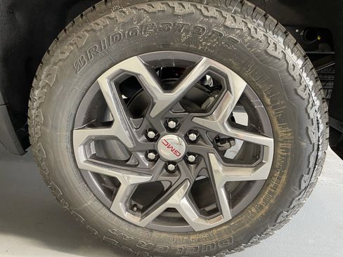 New 2026 GMC Sierra 1500 SLT w/ SLT Premium Plus Package image 7