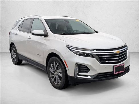 Used 2022 Chevrolet Equinox Premier AWD/4WD image 3