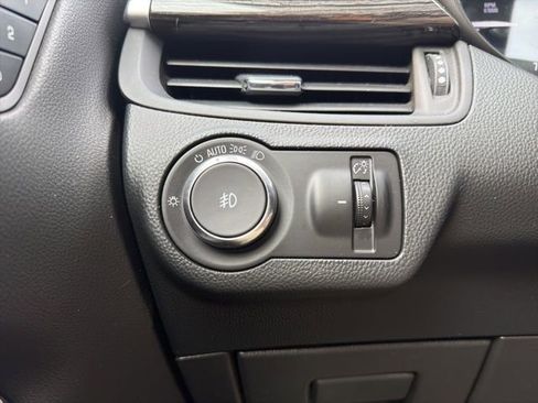 Used 2017 Buick Envision Essence image 24
