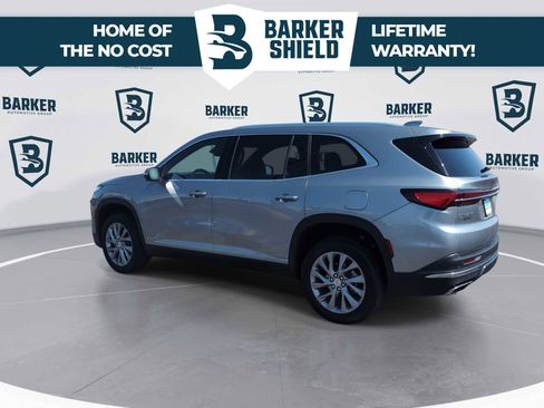 Used 2025 Buick Enclave Preferred AWD/4WD image 7