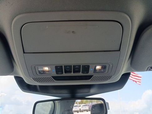 Used 2021 Ford Explorer Limited w/ Equipment Group 301A RWD image 21