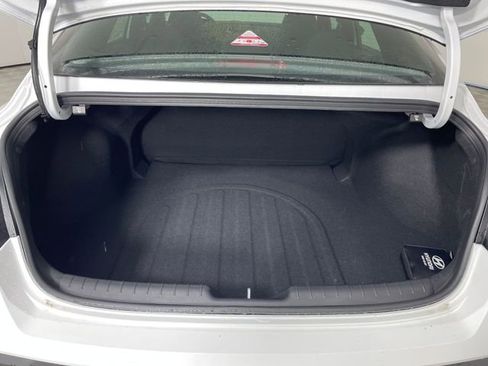New 2026 Hyundai Elantra Sport FWD image 16